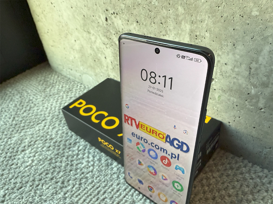 bardzo ładny ekran w smartfonie poco x7